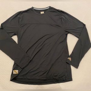 Men’s Tracksmith long sleeve tee